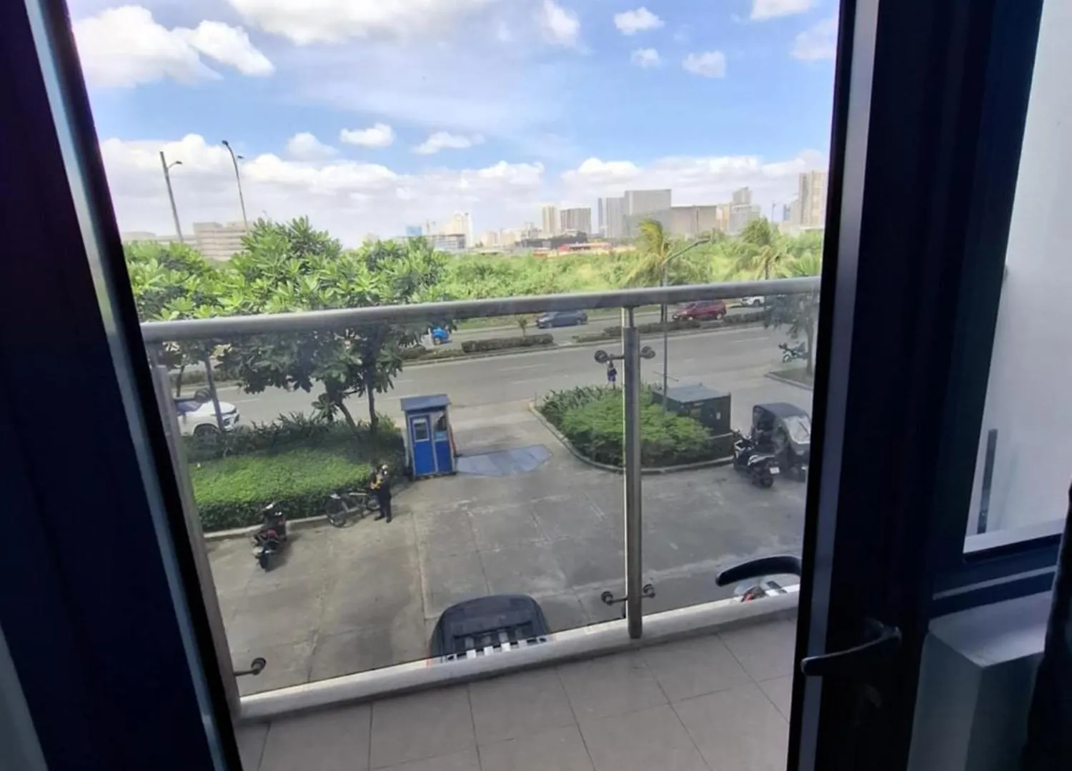Shore 2 Residences Moa Pasay Naia Manila Aparthotel